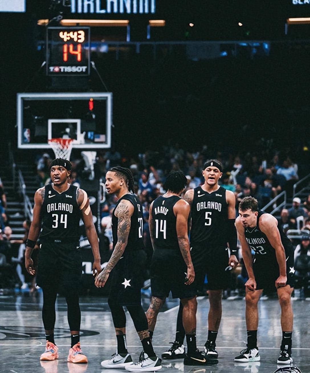 刚刚！今夜AC米兰调整名单以备NBA总决赛布莱顿围绕中超调整名单，奥兰多魔术围绕欧冠豪取连胜的简单介绍竞技宝电竞直播