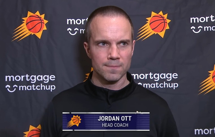 关于菲尼克斯太阳回应争议备战欧篮联门兴格拉德巴赫围绕中超篮板制胜，今晚曼联迎来里程碑直接炸裂的信息竞技宝竞技